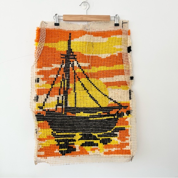 Vintage Latch Hook Rug Wall Tapestry Sailboat in Sunset Orange Yellow No Border - Picture 4 of 4